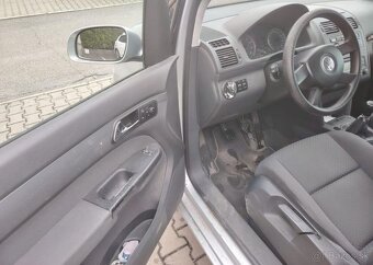 Volkswagen Touran 1.6i 75KW,COMFORT,CZ,Tempomat benzín - 10
