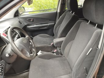 Predám Hyundai Tucson 2.0 CRDi 103Kw 4x4 - 10