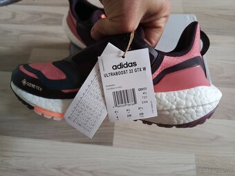 Adidas ULTRABOOST 22 GTX W damska bezecka obuv veľkosť 37,5 - 10