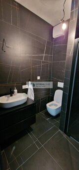 Ponúkam na PREDAJ 5 IZBOVÝ PENTHOUSE V MESTE NOVÉ ZÁMKY - 10