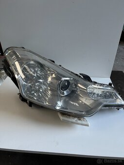 Predne svetlomety Citroen - 10