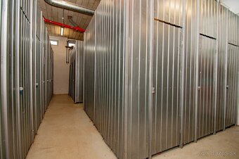 Predáme 2 izb byt na Prievozskej ulici - 10