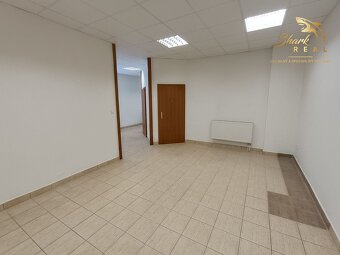 Administratívno apartmánový dom - 10