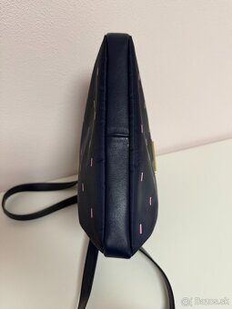 Tommy Hilfiger crossbody kabelka - 10