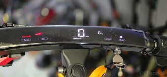 Elektrická kolobežka Kukirin G2 Ultra nová - 10