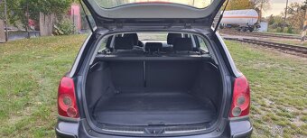 Toyota Avensis combi, 2.2 D4D,110kW, vyborny stav, - 10