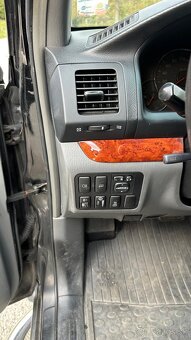 Toyota Land Cruiser 120 3,0 D AT - 10