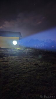 Rotačné hlavy 200W Beam, el. fokusácia, dúha efekt+ fixtura - 10