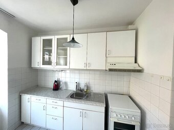 Prenájom 3+i byt v historickom centre Bratislavy - 10
