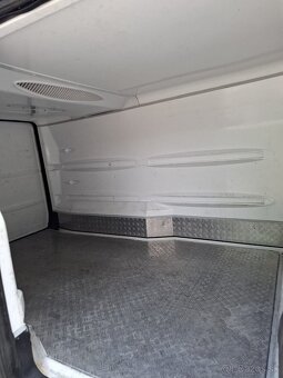 Predám Mercedes-Benz Vito 111 - 10