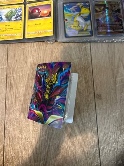 Pokemon karty - 10