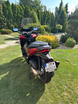 Honda Forza 125 - 10