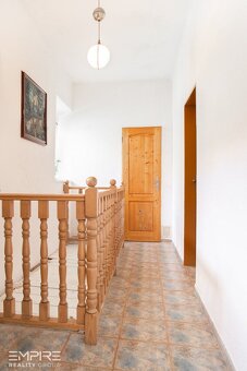 REZERVOVANÉ - Na predaj 4i rodinný dom v pokojnej lokalite - - 10