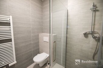 Dvojizbový byt s parkovaním a predzáhradkou na prenájom - 10