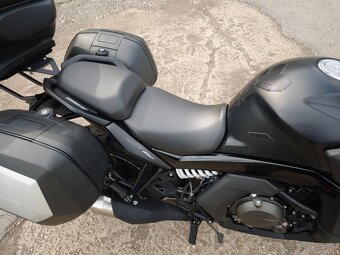CF Moto 650 GT - 10