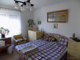 Na predaj tehlový 3 izb . dom v Rúbani - pozemok 2592 m2 pr - 10