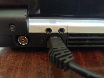 Predam Toshiba Qosmio G40-129 - 10