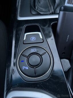Hyundai i40 CW 1.7 CRDi 100kw A/T - 10
