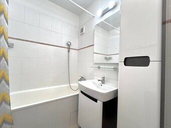 Na prenájom 3-izbový byt s 3 samostatnými izbami – Ružinov - 10