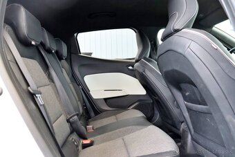Renault Clio E-TECH HYBRID - 10