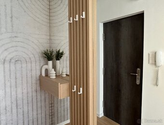 NADŠTANDARDNÝ 2 IZBOVÝ BYT V CENTRE BB - 10