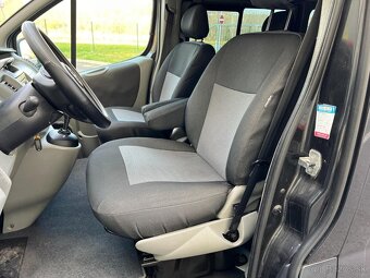 Opel Vivaro Life 2.5 CDTi Westfalia 7 míst - 10