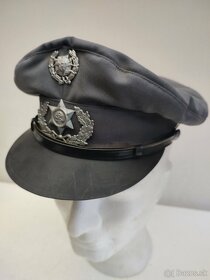 Starožitné originálne vojenské čiapky- obdobie 1900-2000 - 10