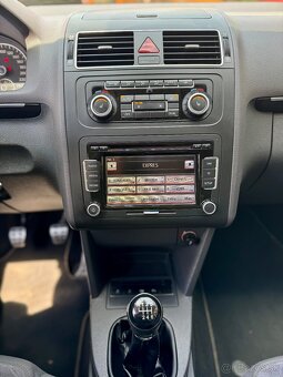 VW Touran 1.6 TDI 77kW – 6-st. manuál - 10