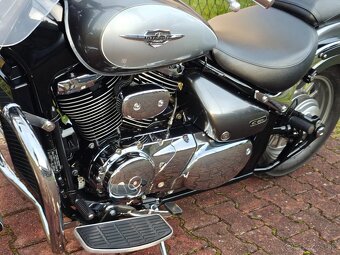 Suzuki C 800 VL 800 Intruder - 10