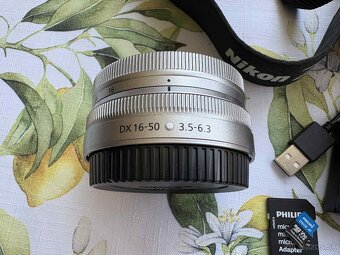 Nikon ZFC - 10