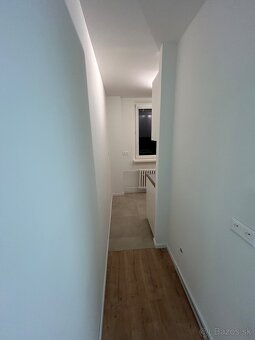 Štýlový 2,5-izbový byt po kompletnej rekonštrukcii (bez prov - 10