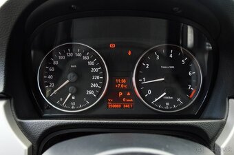 BMW E90 Rad 3 325 i A/T - 10