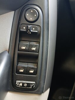 Citroën C4 Grand Picasso 1.6 VTi Best Collection 88kw 7miest - 10