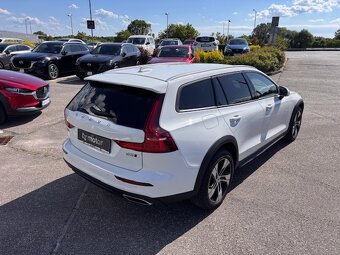 Predám VOLVO V60 Cross Country 2,0 B5 184kW AT8, SK - 10