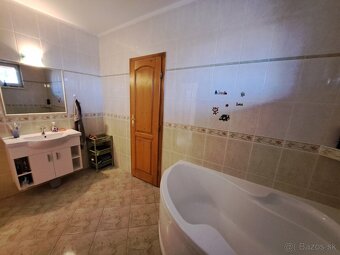Ideálny rodinný dom pre rodinu s deťmi v obci Lazisko - 10