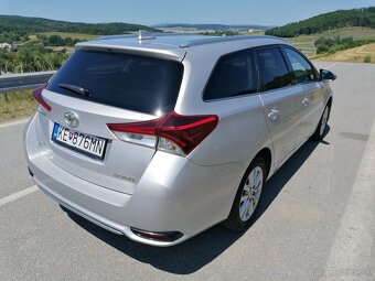 Toyota Auris 1.2 TS - 2015 - 10