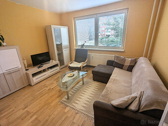 2 izb. Bukurešťská ul. OV, 2.p. Lo, kompletne rekonštruovaný - 10