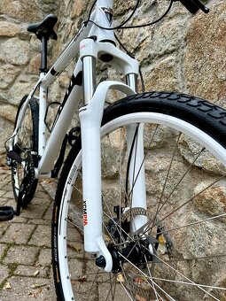 KTM Ultra 26” M - 10