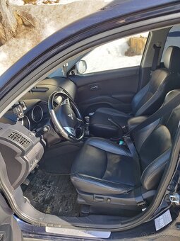 Mitsubishi Outlander 2.2 did 130 kw/ 4x4 /2011/ 7000+ dohoda - 10