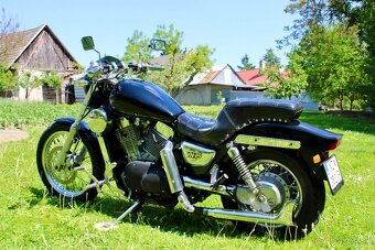 Kawasaki VN 1500 Vulcan - 10