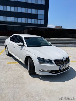 Škoda Superb 2.0 TDI Style DSG - 10