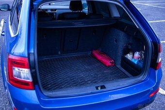 Škoda Octavia Combi 2.0 TDI Business - 10