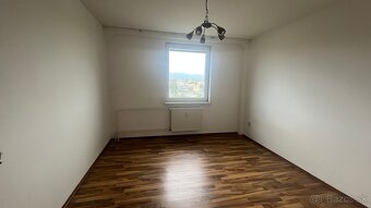 Ponúkame na dlhodobý prenájom 3-izbový byt v centre mesta - 10