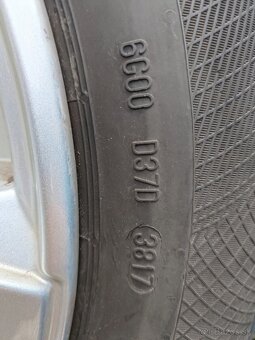 Predám zimnú kompletnú sadu na Audi a6 - 10