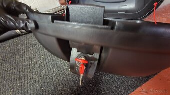 Moto Kufor + Montážna platňa + 2x kľúč - 10
