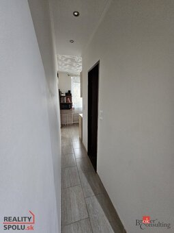 Moderný 3-izbový byt po kompletnej rekonštrukcii – Šahy - 10