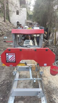 Kmeňová pásová píla - Holz mann BBS 550 smart - 10