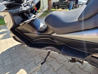 Suzuki Burgman AN 400 34k (benzín) - 10