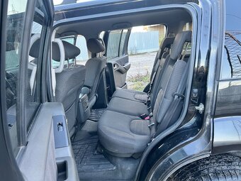 Nissan Pathfinder 2.5 dCi 7 Miestne, ťažné. - 10