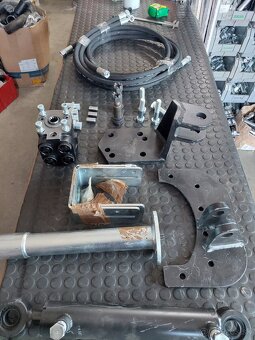 SERVO,ORSTA RIADENIE TRAKTOR ZETOR,CRYSTAL - 10